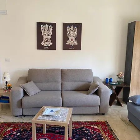 La Casa Di Gus Apartment Palermo